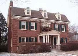 3059 N Summit Ave., Milwaukee, WI 53211