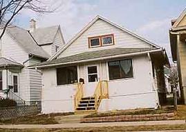 1438 S 73rd St., West Allis, WI 53214