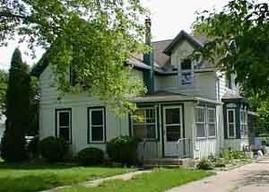 316 Sumner St., Genoa City, WI 53128