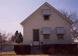 5517 N Bethmaur Ln., Glendale, WI 53209