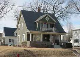 1924 S 8th St., Sheboygan, WI 53081