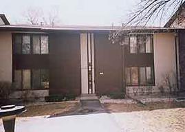 2240 W Good Hope Rd #30, Glendale, WI 53209