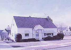 692 Midland Ave., West Bend, WI 53090