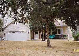 810 Main St., Delafield, WI 53018