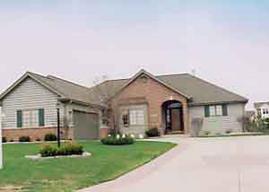 13460 W Foxwood Dr., New Berlin, WI 53151