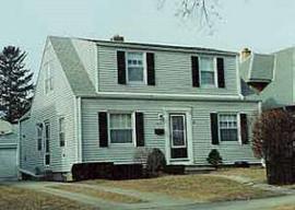 4907 N Idlewild Ave., Whitefish Bay, WI 53217