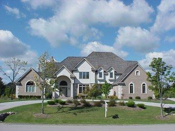 11415 N Justin Dr., Mequon, WI 53092