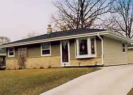 5758 S 39th St, Milwaukee, WI 53221