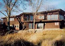 428 Timbercrest Ct., Cedarburg, WI 53012
