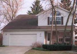 5331 W Georgetown Dr., Cedarburg, WI 53012