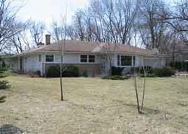 11335 Parkview, Hales Corners, WI 53130