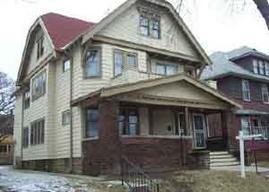 2635 N 41st St, Milwaukee, WI 53210