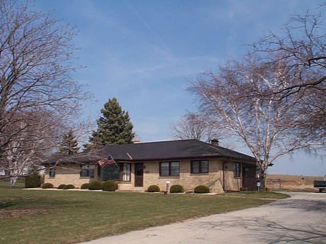 8249 Hwy 38, Caledonia, WI 53108