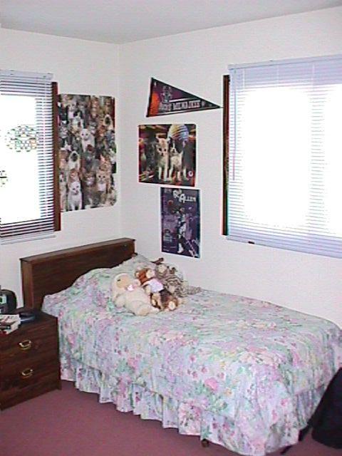 248 Linwood Ter, West Bend, WI 53095