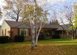 8211 N Poplar, Fox Point, WI 53217