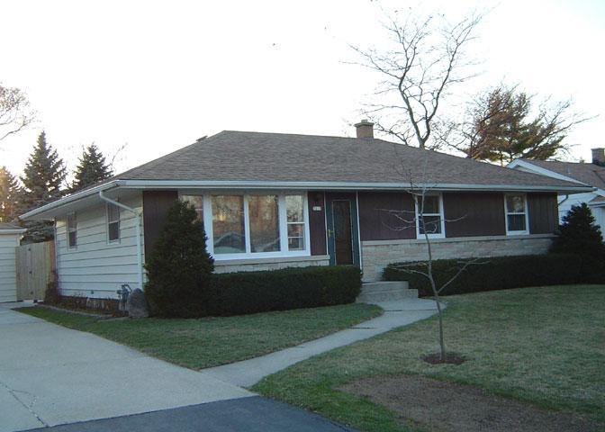 7217 W Mohawk Ave., Glendale, WI 53217