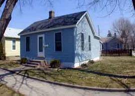 1127 S 6th St., La Crosse, WI 54601