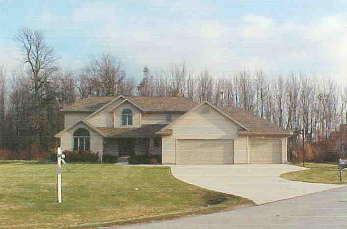2237 Willow Creek Ln., Sheboygan, WI 53083
