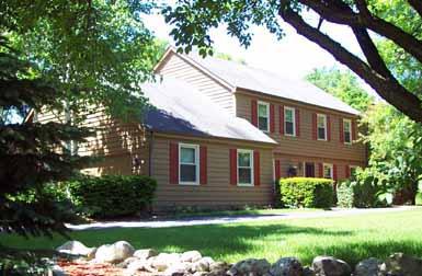 3015 W Chestnut Rd., Mequon, WI 53092