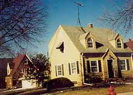 8220 Currie, Wauwatosa, WI 53213