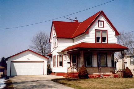 711 Forest, Hartford, WI 53027