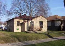 1812 Charles, La Crosse, WI 54603