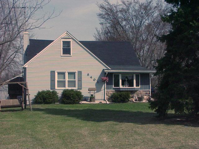 8405 Cooper Rd., Pleasant Prairie, WI 53158