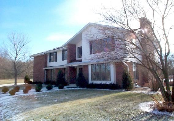 20095 W Hickory Tr., New Berlin, WI 53146