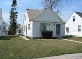 3527 S 18th St, Milwaukee, WI 53221