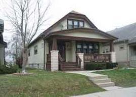 3342 S 9th Pl, Milwaukee, WI 53215