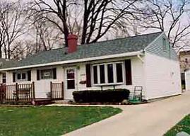 4550 S Taylor, Milwaukee, WI 53207