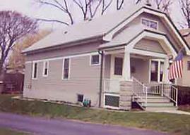 1335 N 68th St, Wauwatosa, WI 53213