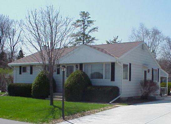 8933 S 76th St., Franklin, WI 53132