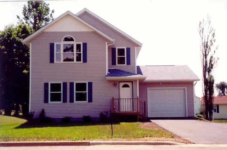 419 W South St., Viroqua, WI 54665