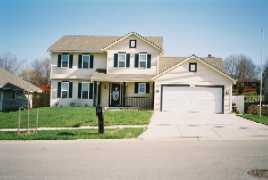 1334 Garfield Ln., Hartford, WI 53027