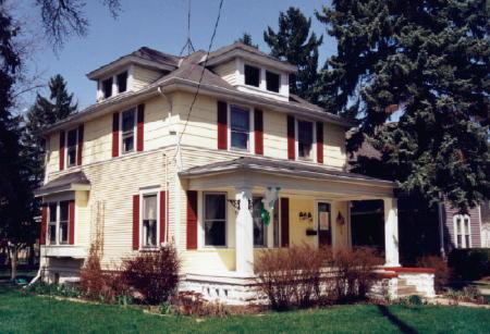 316 N Hartwell Ave., Waukesha, WI 53186