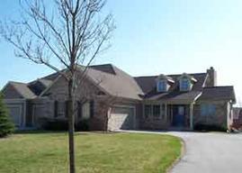 10903 N Essex Dr. #A, Mequon, WI 53092