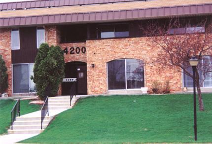 4200 W Rivers Edge Cir. #21, Brown Deer, WI 53209