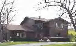 21740 W Ann Louise Ct, New Berlin, WI 53146