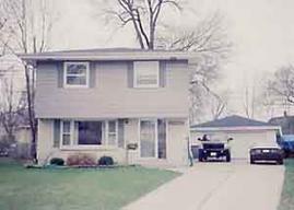 733 S 88th, West Allis, WI 53214