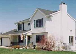 1520 Blakewood Ct., South Milwaukee, WI 53172