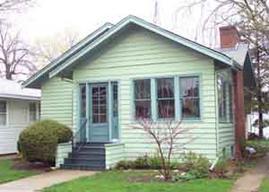 1325 Monroe Ave., Racine, WI 53405