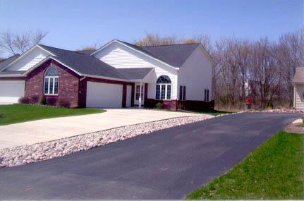 16118 W Lone Oak Ln. #N48, Menomonee Falls, WI 53051