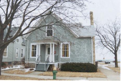 1445 Wisconsin Ave, Racine, WI 53403