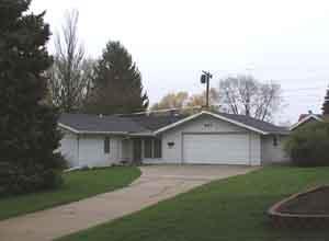 941 Roosevelt Ave., Racine, WI 53406