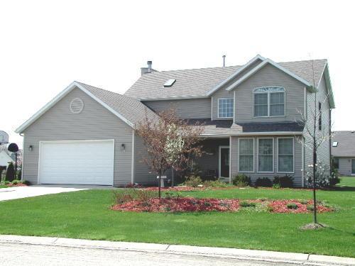 10676 32nd Ave, Pleasant Prairie, WI 53158