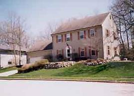 2925 Devonshire Ct., Waukesha, WI 53118