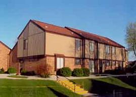 3905 W College, Franklin, WI 53221