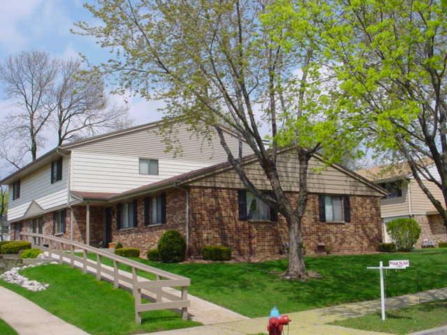 9438 W Maple Ct., West Allis, WI 53214