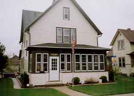 1015 Summer St., West Bend, WI 53090